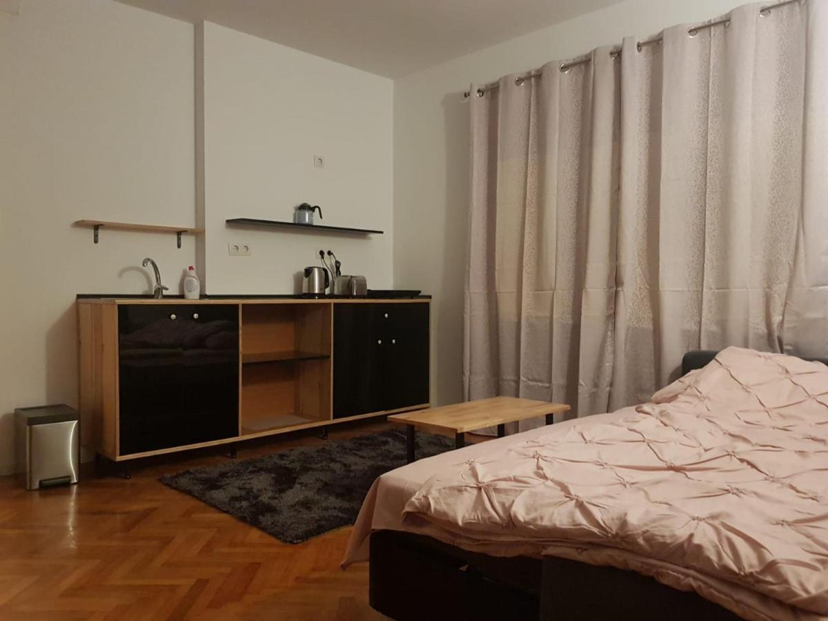 Отель Casa Raia Брашов Экстерьер фото